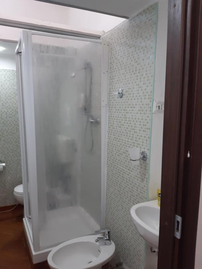 Guest House Elena Genova Kültér fotó